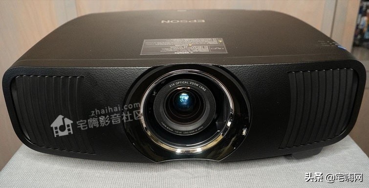 爱普生pro7200投影机,爱普生旗舰激光4k投影机ls12000b