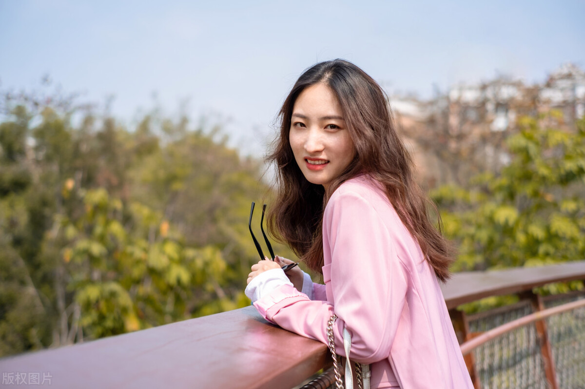 社群无限裂变玩法，群里卖运动装备，一年卖了3.9亿！模式拆解