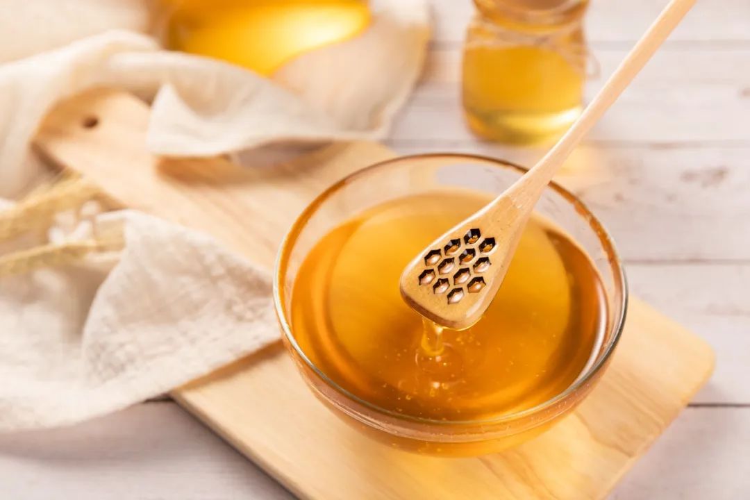 单纯的吞刀片嗓子疼是什么原因,嗓子疼的像吞刀子有啥妙招