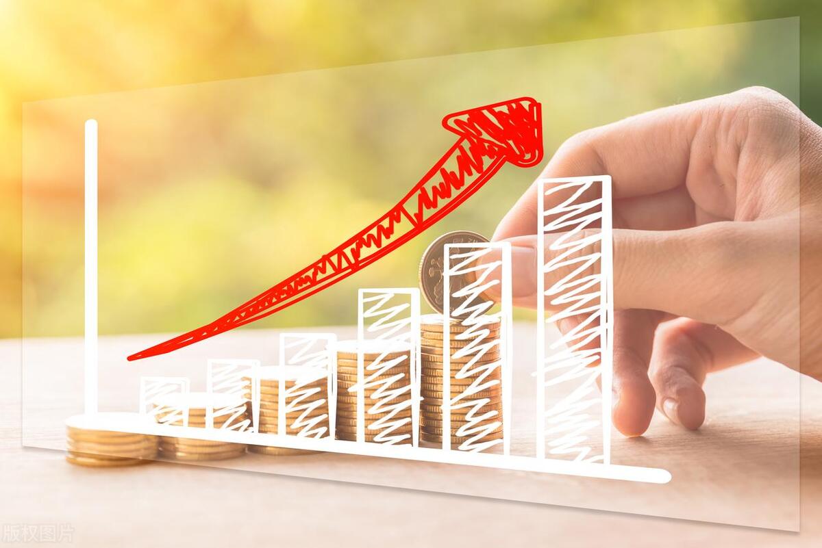 俞敏洪利用人性的弱点赚钱,俞敏洪学习是穷人唯一的出路