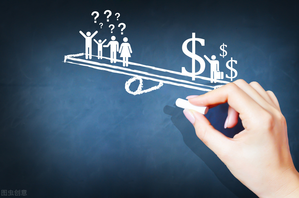 亲兄弟得了癌症给多少钱,得了癌症花钱多吗