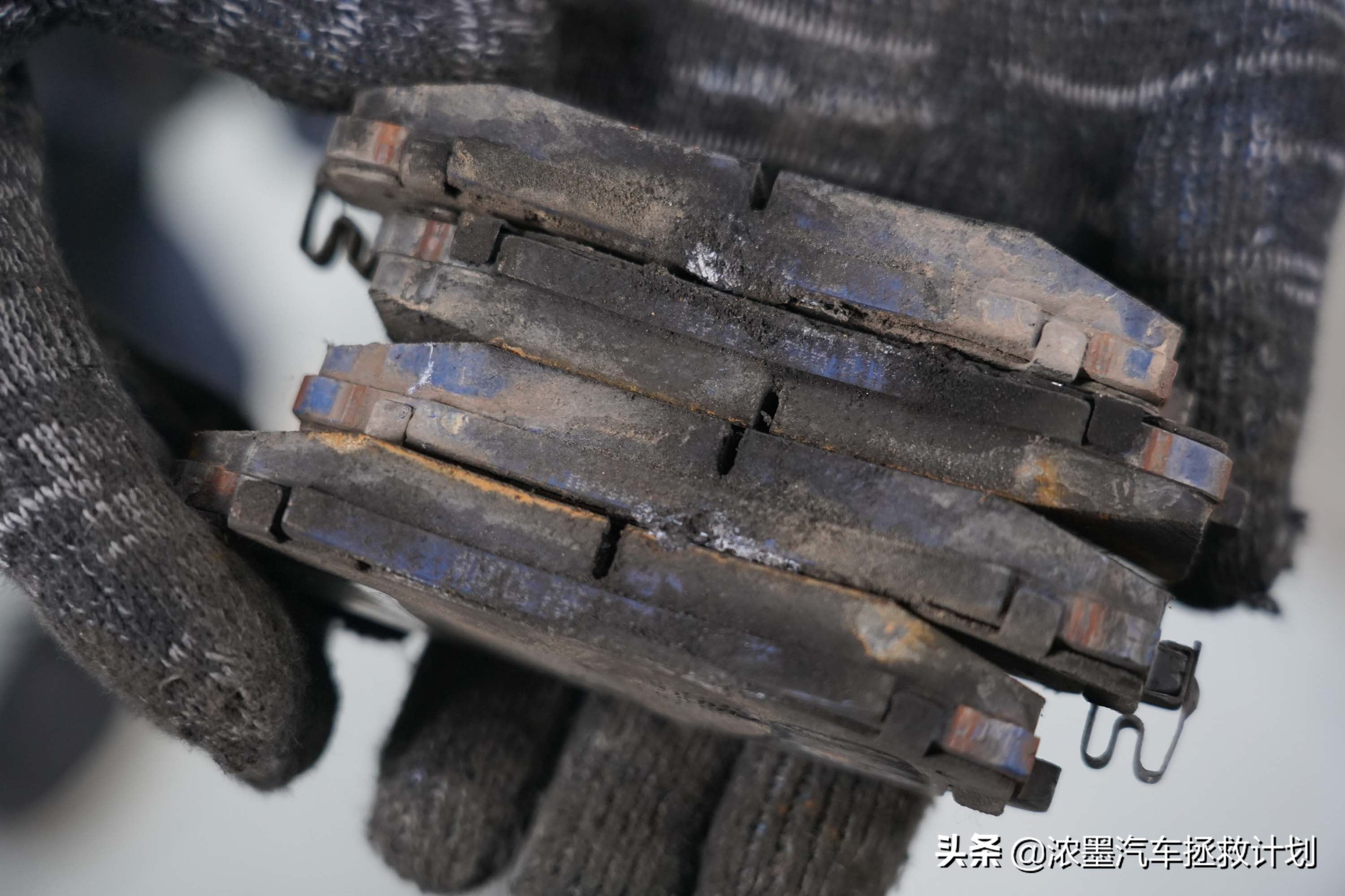 硬汉焕颜丰田普拉多续写越野传奇,修复翻新09年的丰田普拉多