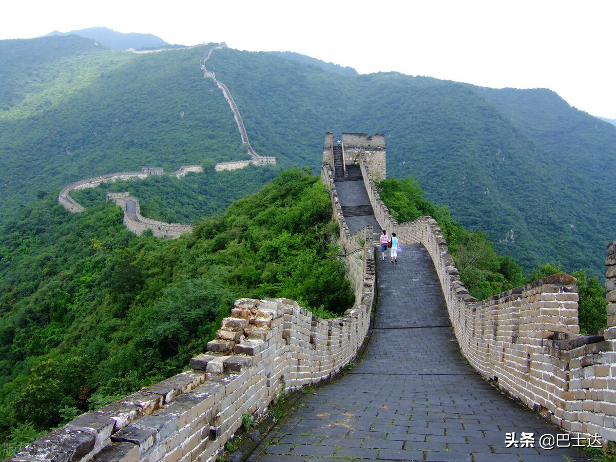 慕田峪长城和万里长城,天安门到慕田峪万里长城