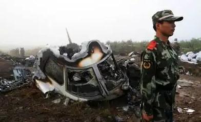 波音737空难飞行示意图,波音737空难事件坠落高度