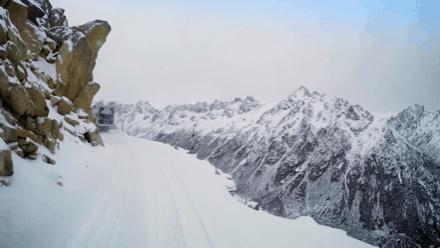 邮政发录取通知书是什么快递,寄录取通知书为什么不用顺丰快递