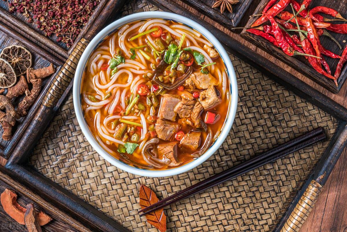 食物过期到底还能不能吃？这5种没有保质期