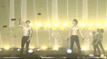 泰国泰娱走红毯很疯吗,泰国曼谷韩流演唱会