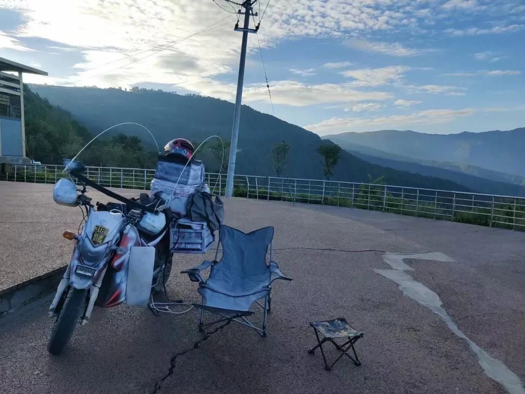 7年前考上央美的保安现状另类,考上央美的保安多少分