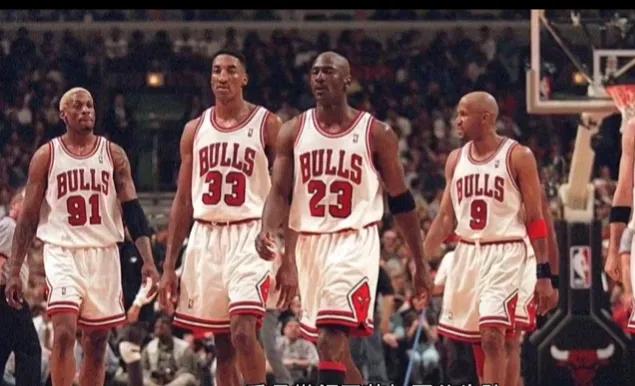 篮球之神迈克尔乔丹的励志故事,篮球迈克尔乔丹