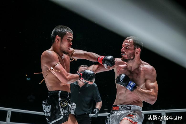 ONE周五格斗夜9，“左陨石”古兰当对战“僵尸肘”芒太！