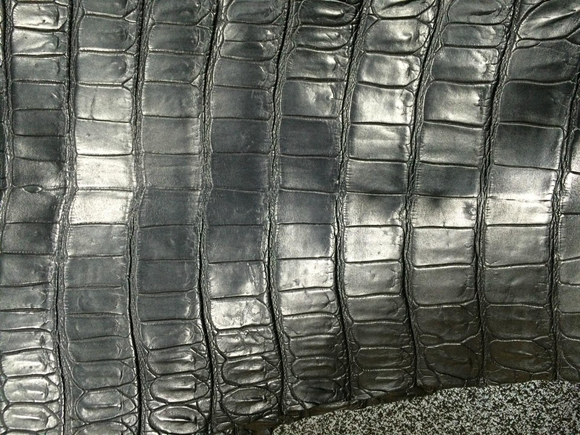 鳄鱼皮表带双面的好还是单面的好,你所不知道的鳄鱼皮表带