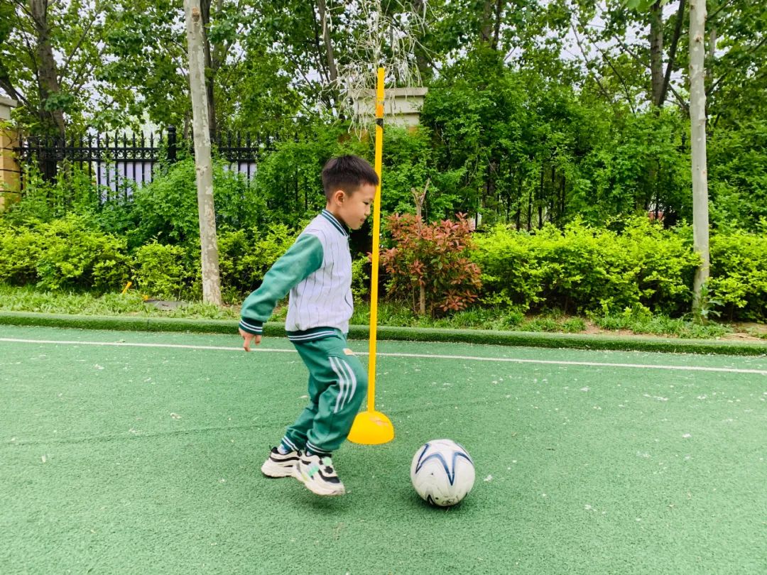 “足够精彩，球趣童年”——开发区实验幼儿园首届足球文化节