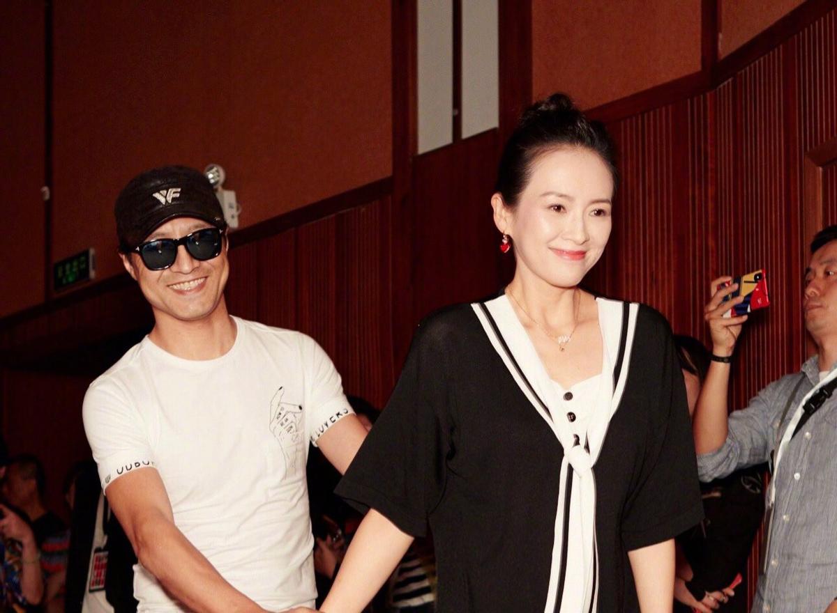 汪峰现在怎样了,年轻时候的汪峰现在怎么样了