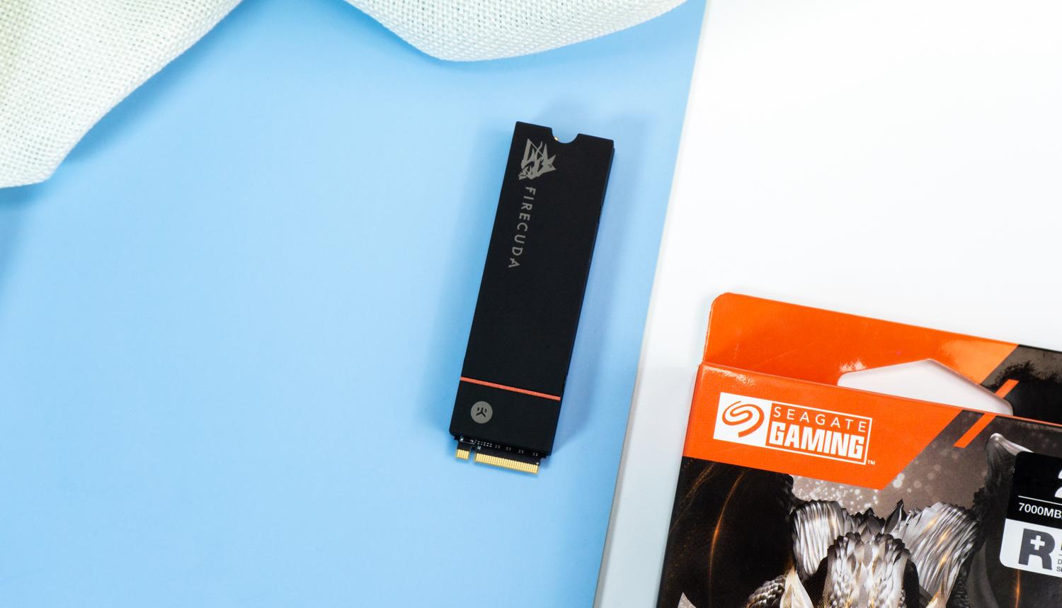 ps4和ps5的p5r哪个建议入手,ps5值得入手的其他配置