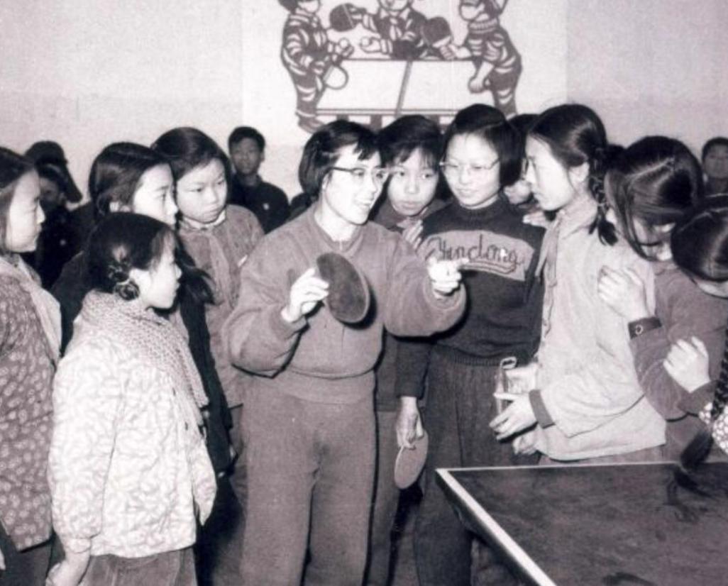 60年代女乒世界冠军，晚年主动搬进养老院，在除夕夜孤独离世