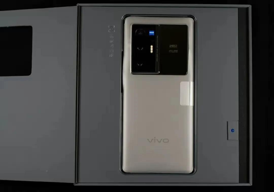 手机什么问题可以免费维修,手机修完马上坏了能免费维修吗