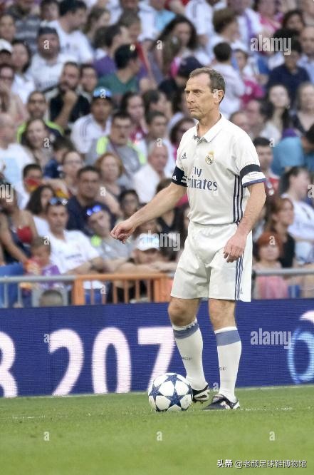 难道是卡尔美的错，被银河战舰坑惨的球员，为什么都穿joma球鞋