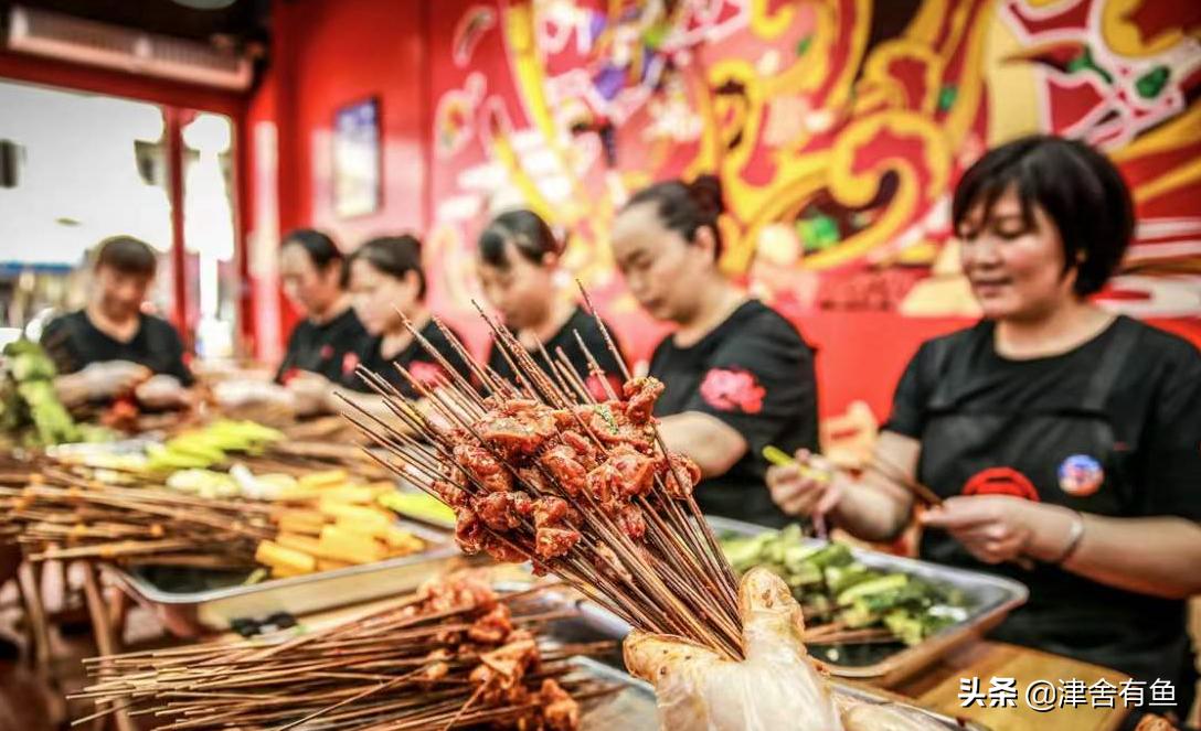 成都美食推荐必吃花样很多串串店,成都令人惊艳的串串
