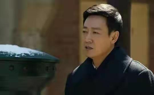 人世间德宝知道秉义胃癌吗,人世间德宝举报周秉义怎么处理的