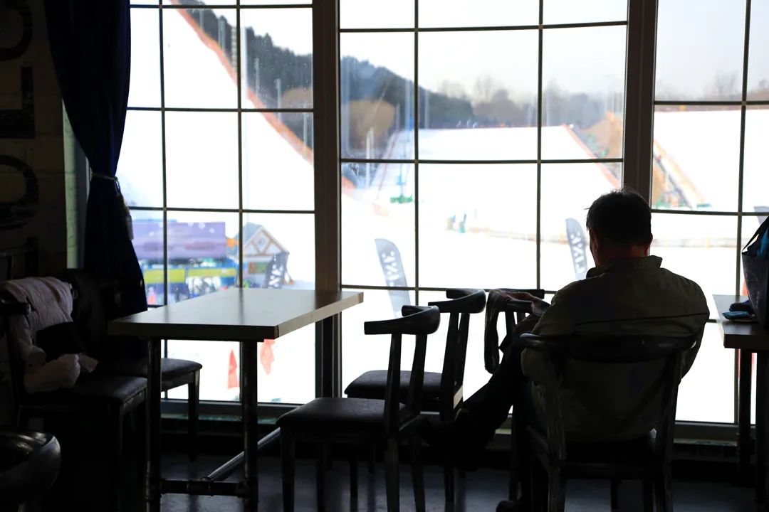 北京滑雪场推荐云居滑雪场,云居滑雪场和石京龙滑雪场哪个好