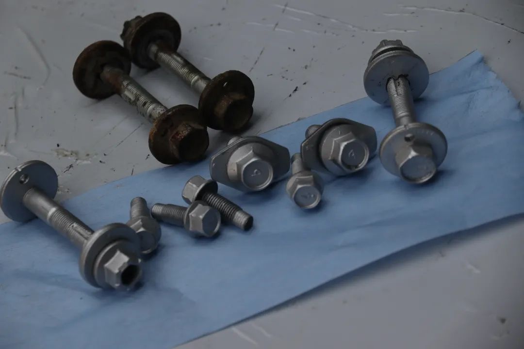 雷克萨斯lx570大修全过程,雷克萨斯lx470详细介绍