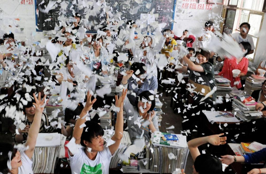 海南高考生被抓,海南19岁高考生是怎么被抓的