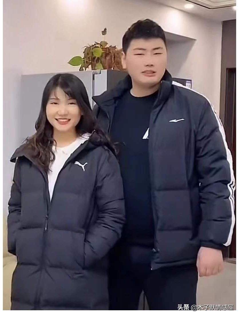 大衣哥替儿子送花,大衣哥资助贫困学生回朱楼村报恩