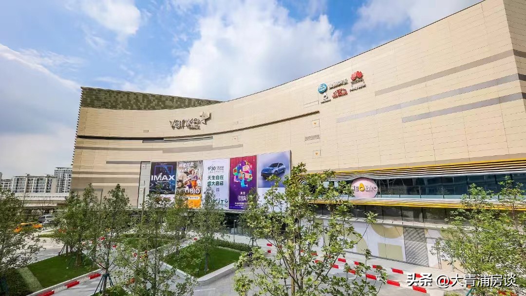 狂飙门店,上海市青浦区购物中心