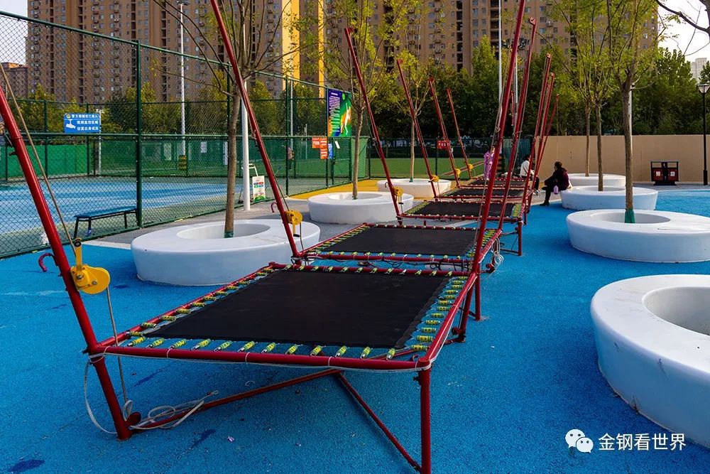 赵都体育公园跑道,赵都体育公园羽毛球场