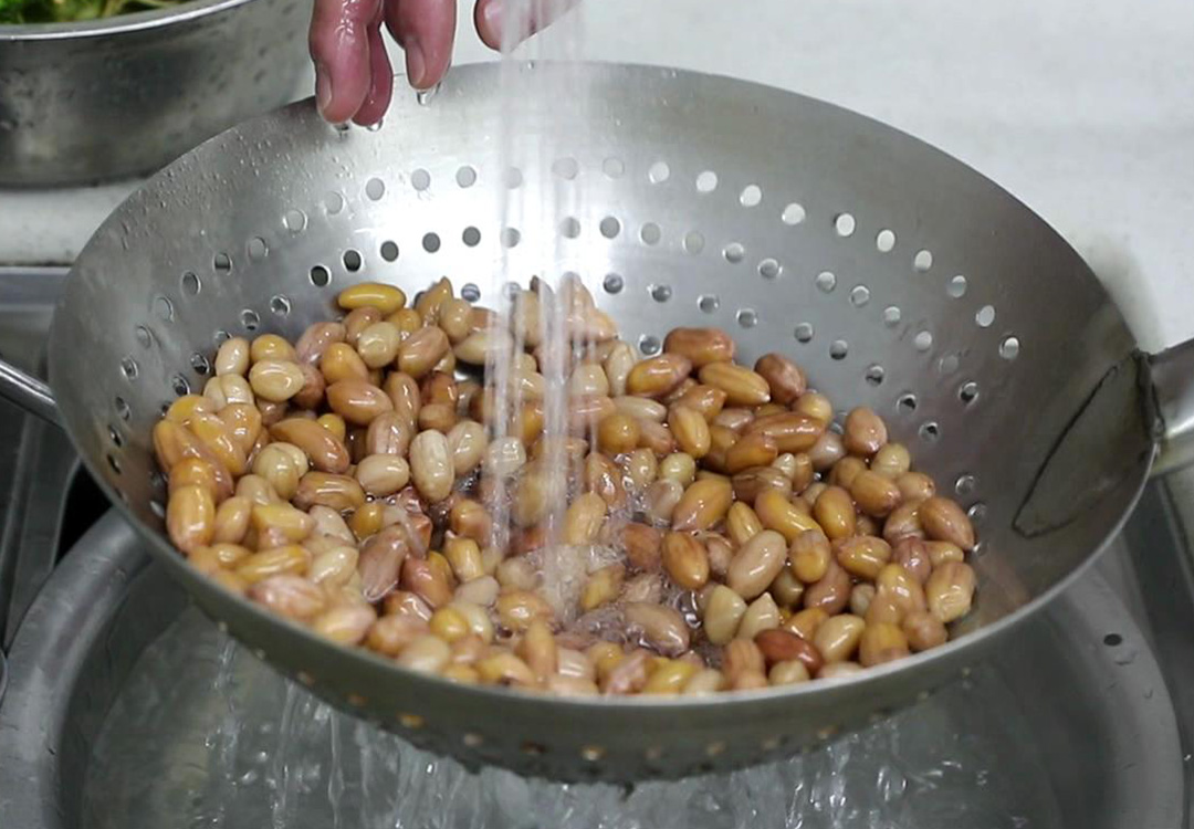 花生配什么菜最好吃，教你5种不同做法，鲜香美味，顿顿吃光盘