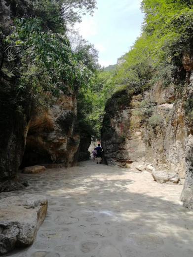 河北平山沕沕水冰瀑美景现太行,河北平山沕沕水景区