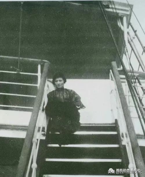 老照片纪念宋庆龄诞辰129周年