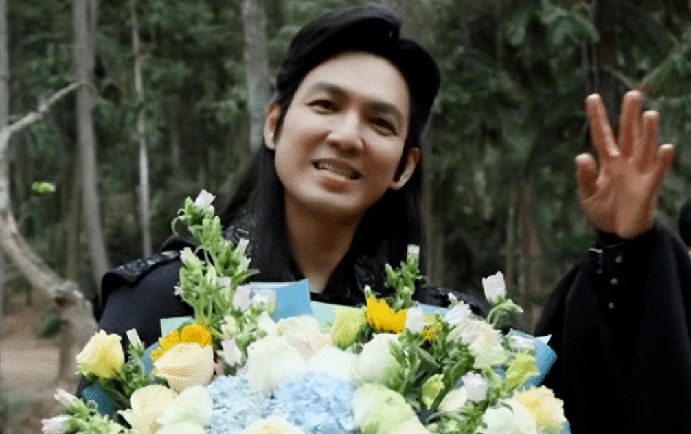 油腻、一脸褶子，这六位大龄男星非要尬演少年，求求你们放过观众