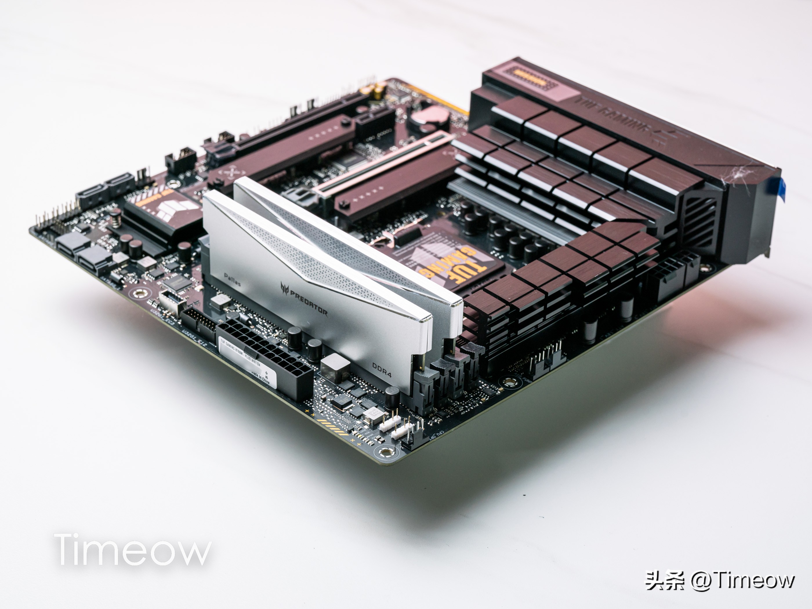 海力士DJR颗粒小白轻松超4200宏碁掠夺者PallasDDR4CL18内存实测