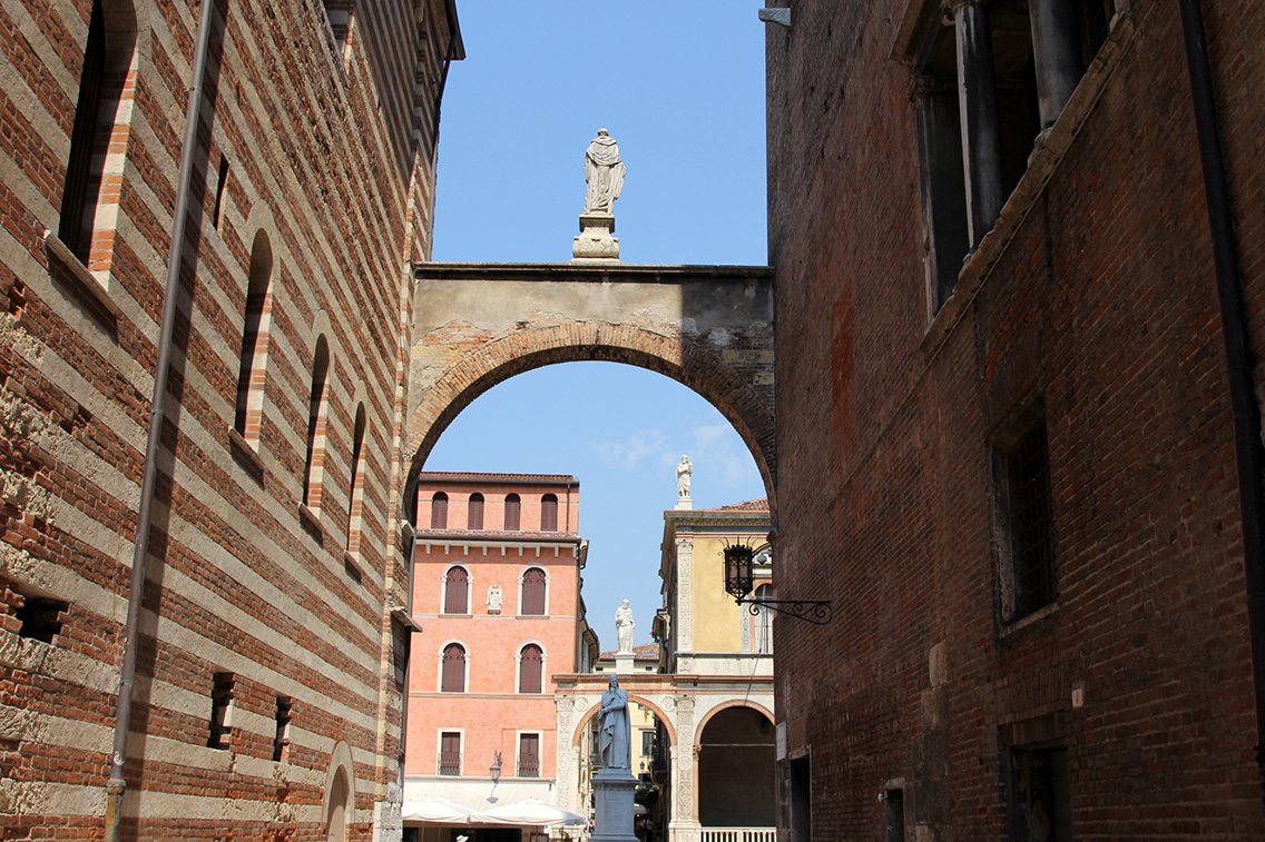 意大利维罗纳小镇,意大利维罗纳展览