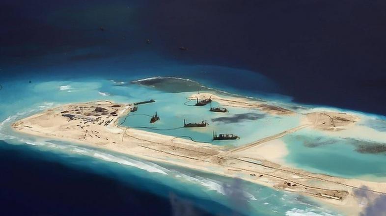 菲律宾再挑事端！海巡173欲拆除浮标遭拦截，海巡09火速驰援