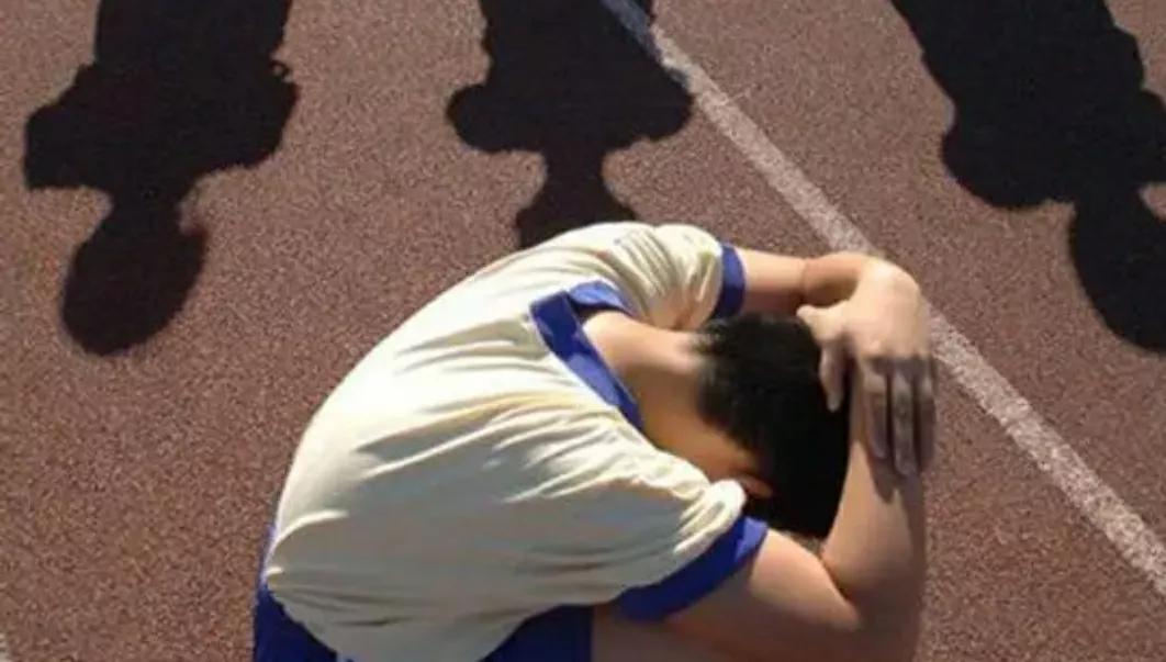 潜伏在校园里的“水娃子”有多悲惨看看您的孩子是不是其中一员