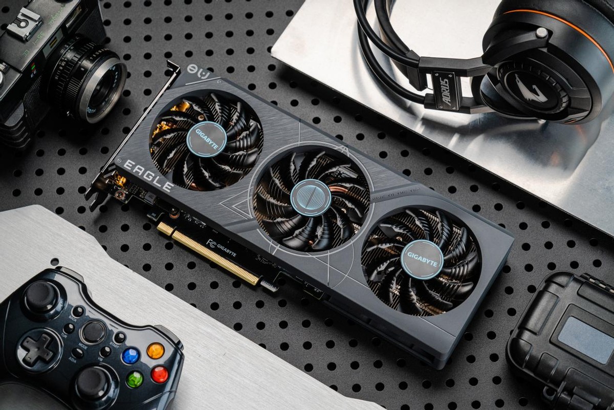 技嘉rtx3050oc6g猎鹰评测,技嘉rtx3060ti双风扇显卡测评