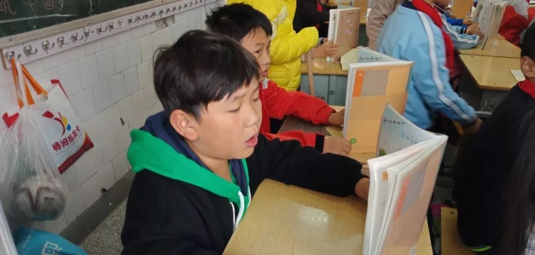 胡远明手把手教你做科研,胡远明简介