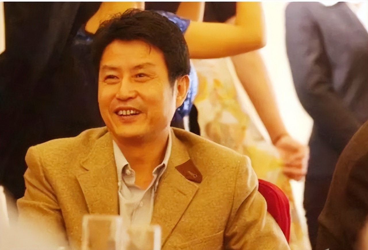 陈忠和与女排弟子二婚,女排陈忠和现在的妻子是谁