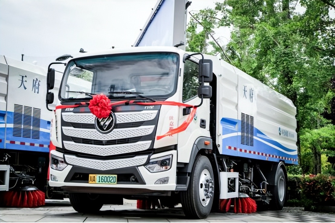 欧曼车配什么车桥,欧曼新车自卸车底盘