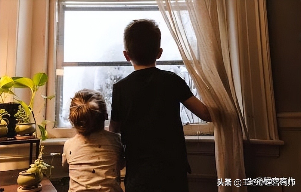 青少年沟通教育,父母怎样跟青少年谈性教育