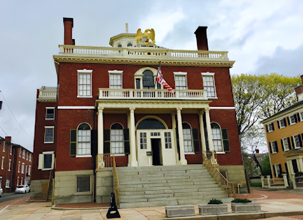 从巫镇到圣镇，一个女巫审判故事缘何转为万圣节狂欢之都