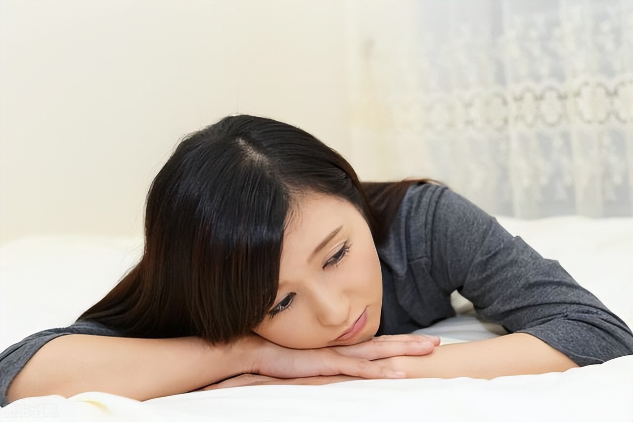 卖鞋子被逼疯,卖鞋被逼疯的女主