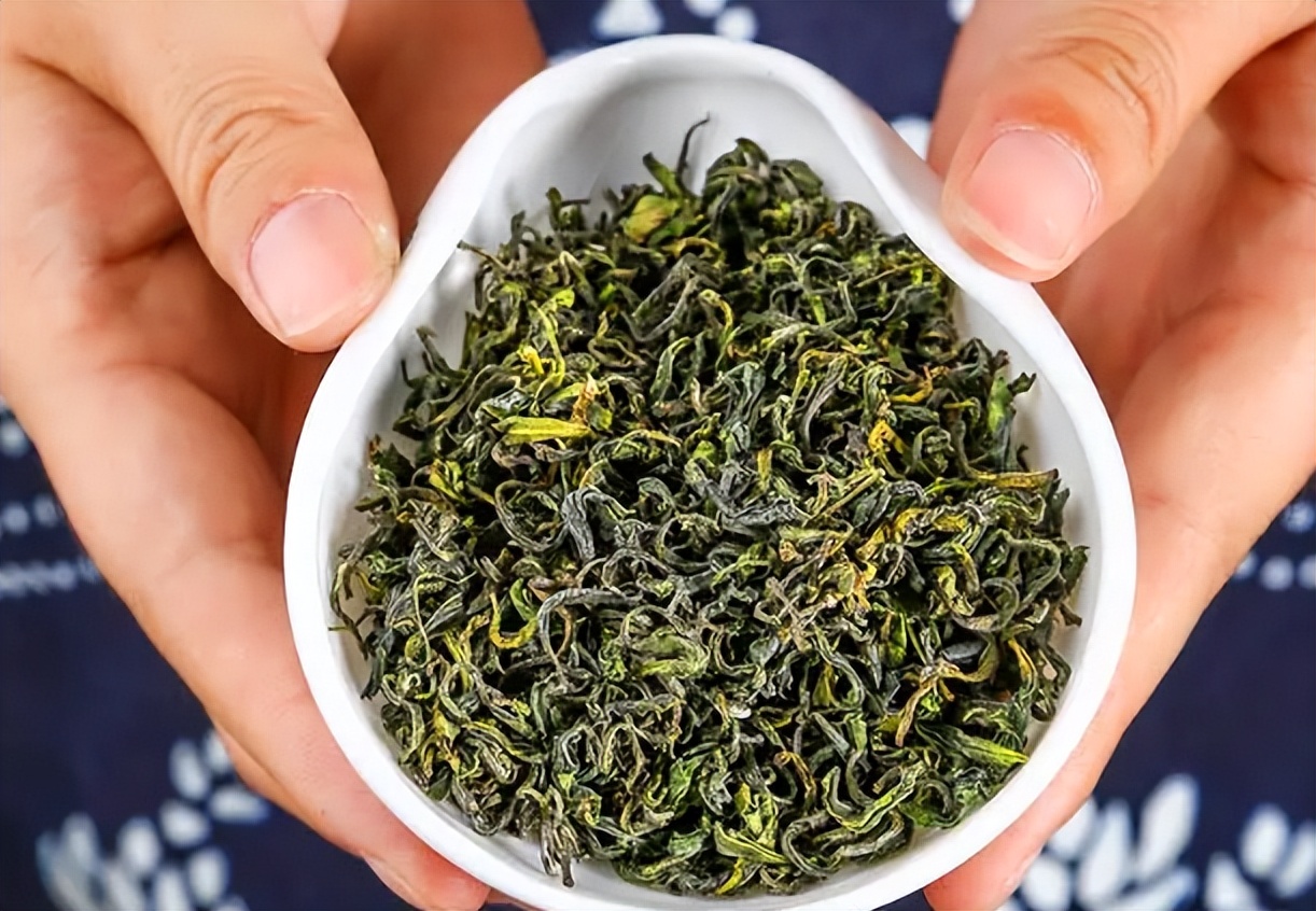 泡茶怎么泡是用开水还是用冷水,泡茶要泡多久才好喝