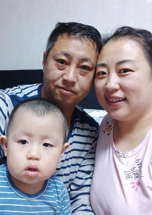 17年夫妻做4次试管终得子,2年后儿子却患癌,无奈将病母*养送**老院