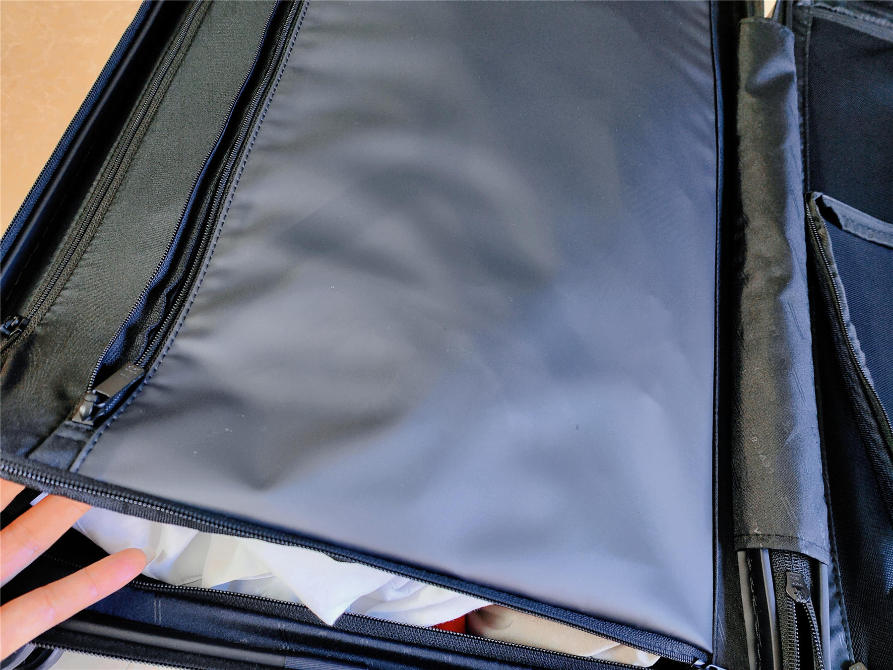 地平线8号power旅行箱测评,地平线8号行李箱测评