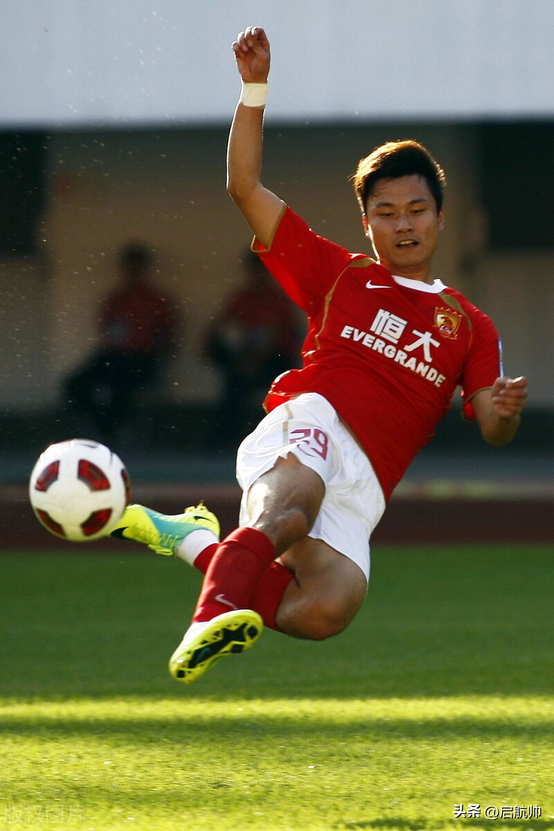 内马尔脚踝韧带断裂后手术,内马尔脚踝受伤康复训练