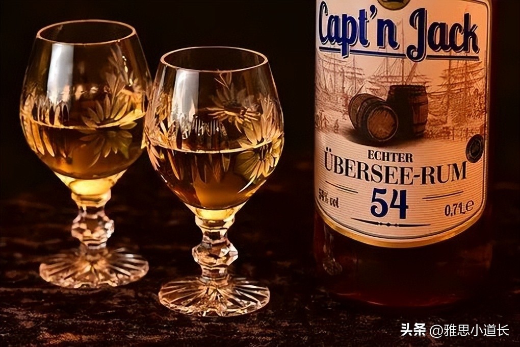 怎么形容酒的度数英文,酒的酒精度最高多少度呢英语