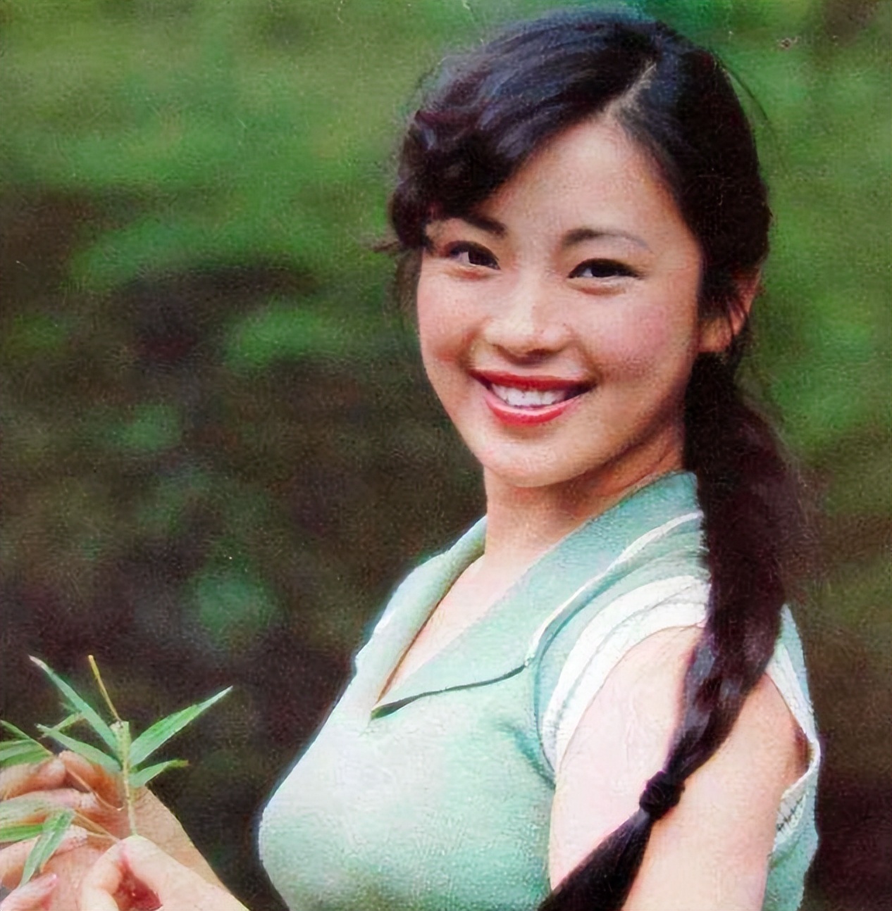 李连杰前妻离婚,李连杰前妻住10年地下室无人认识